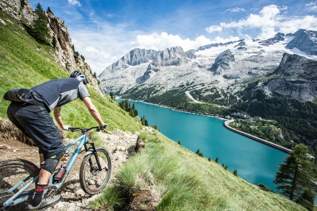 Linder Cycling Hotel Selva di Val Gardena Exteriör bild